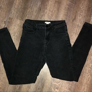 High-rise Black Skinny Jean